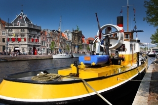Yellow Boat Delft Netherlands